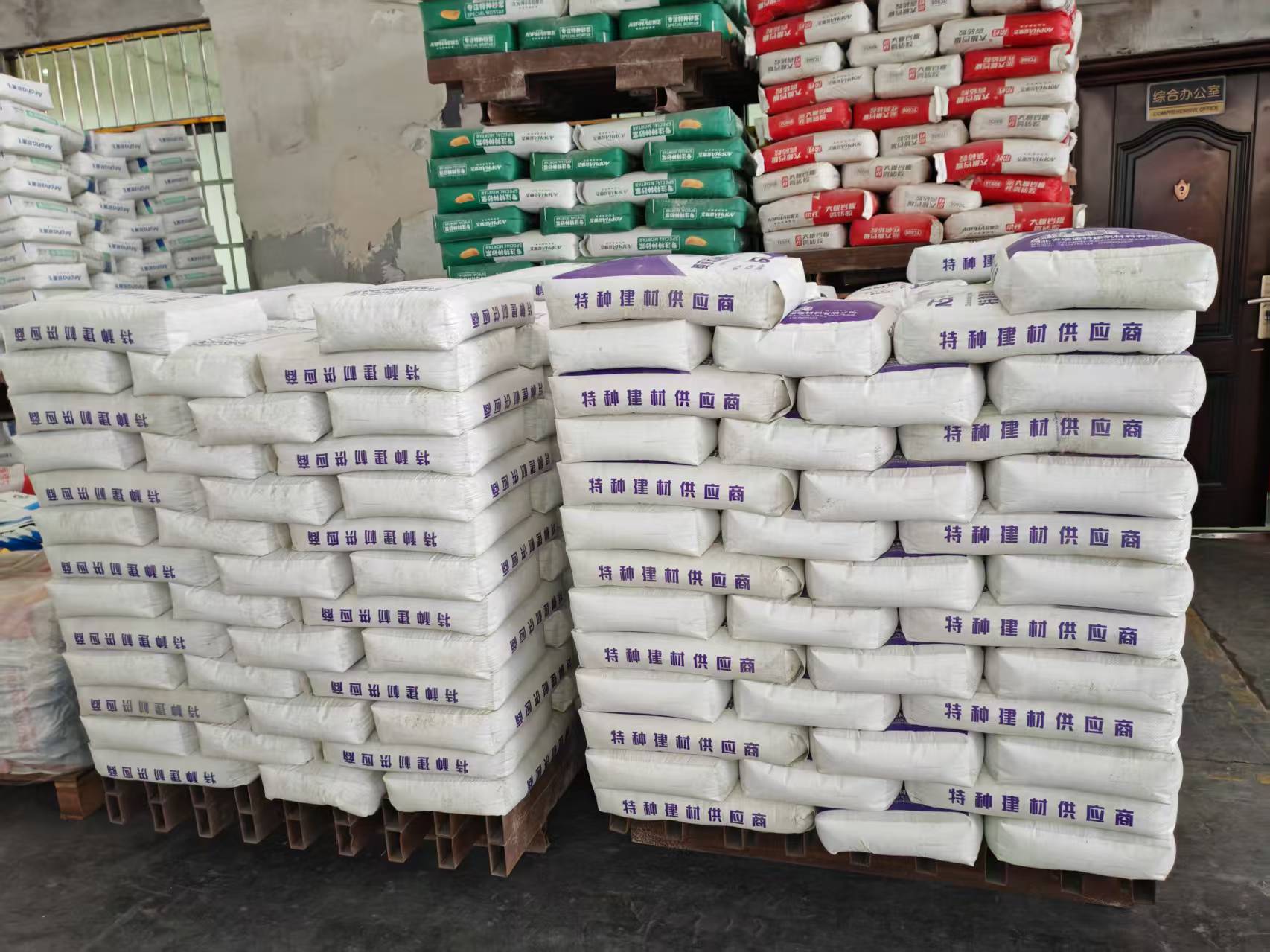 张北拱顶带模注浆料