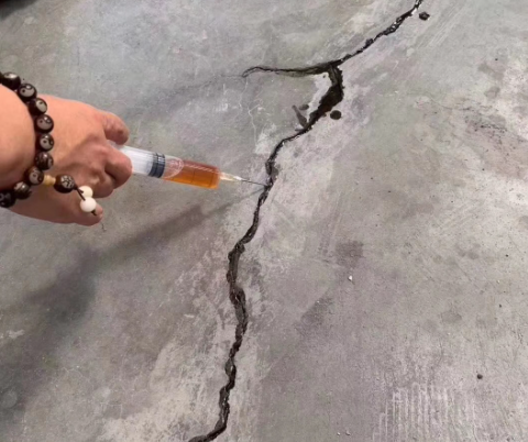 张北混凝土裂缝修补技术详解​